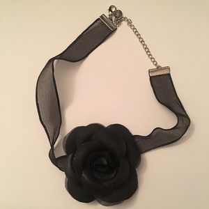Flower Choker Necklace